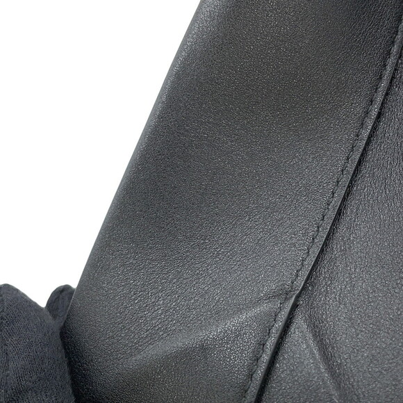 BALENCIAGA Black Leather Tote Bag - Picture 10 of 16